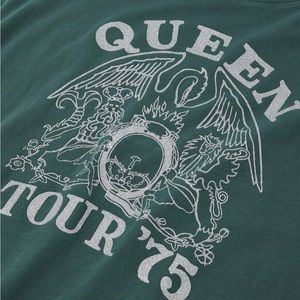 QUEEN BAND TEE